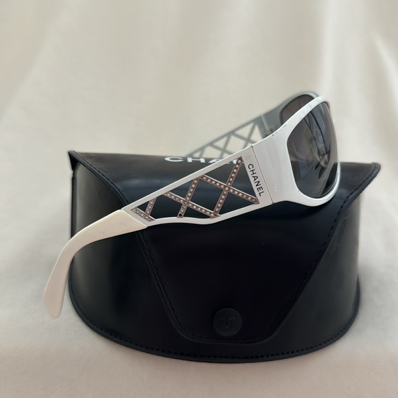Chanel Sunglasses - Picture 1 of 10